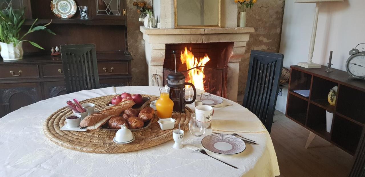 Maison Chaleureuse Et Familiale. Nalliers  المظهر الخارجي الصورة